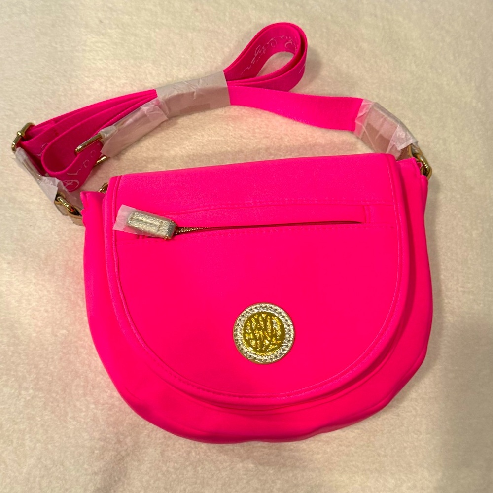 NWT Lilly Pulitzer pink Giavanna crossbody bag in bright pink!